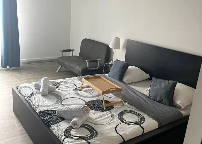 Grand Pour Max 11 Personnes Apartman Breszt