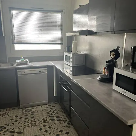 Grand Pour Max 11 Personnes Breszt