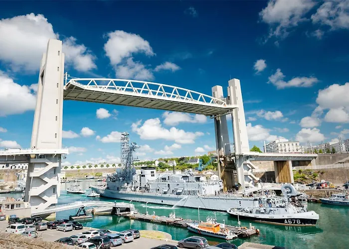 Grand Pour Max 11 Personnes * Breszt